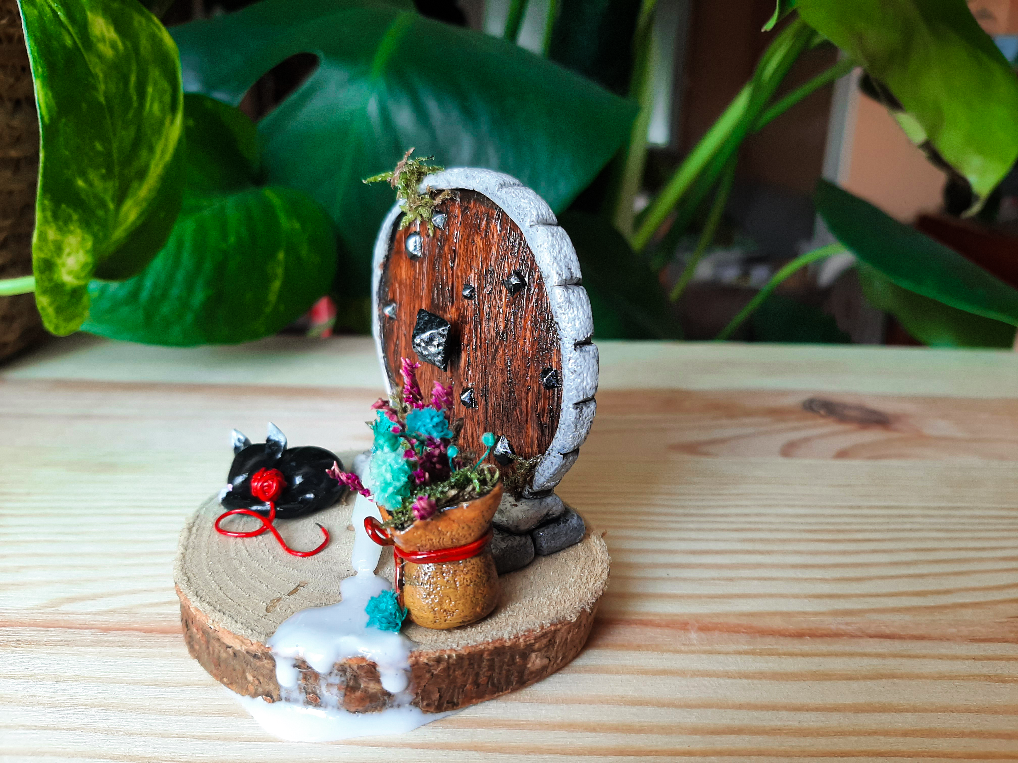 Figurine chat bouteille de lait 2